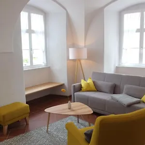 Apartment 60qm Naabtal Im Historischen Pfarrhaus, Pielenhofen